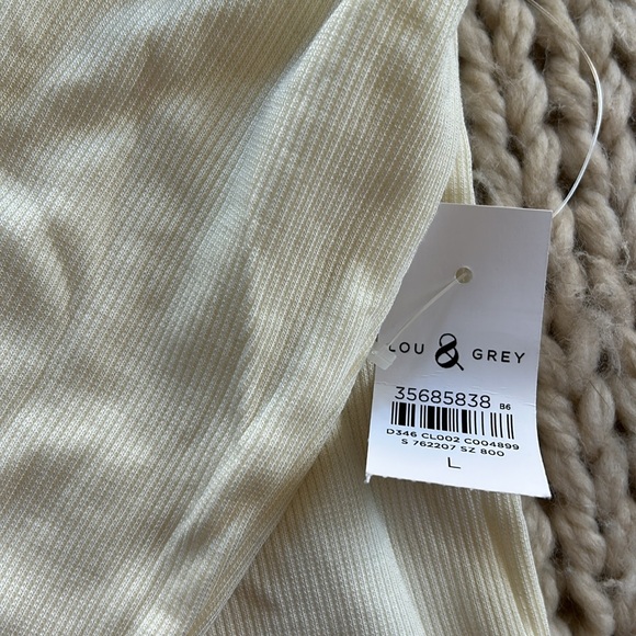 Lou & Grey Color Block Ribbed Cream Top - Picture 2 of 4